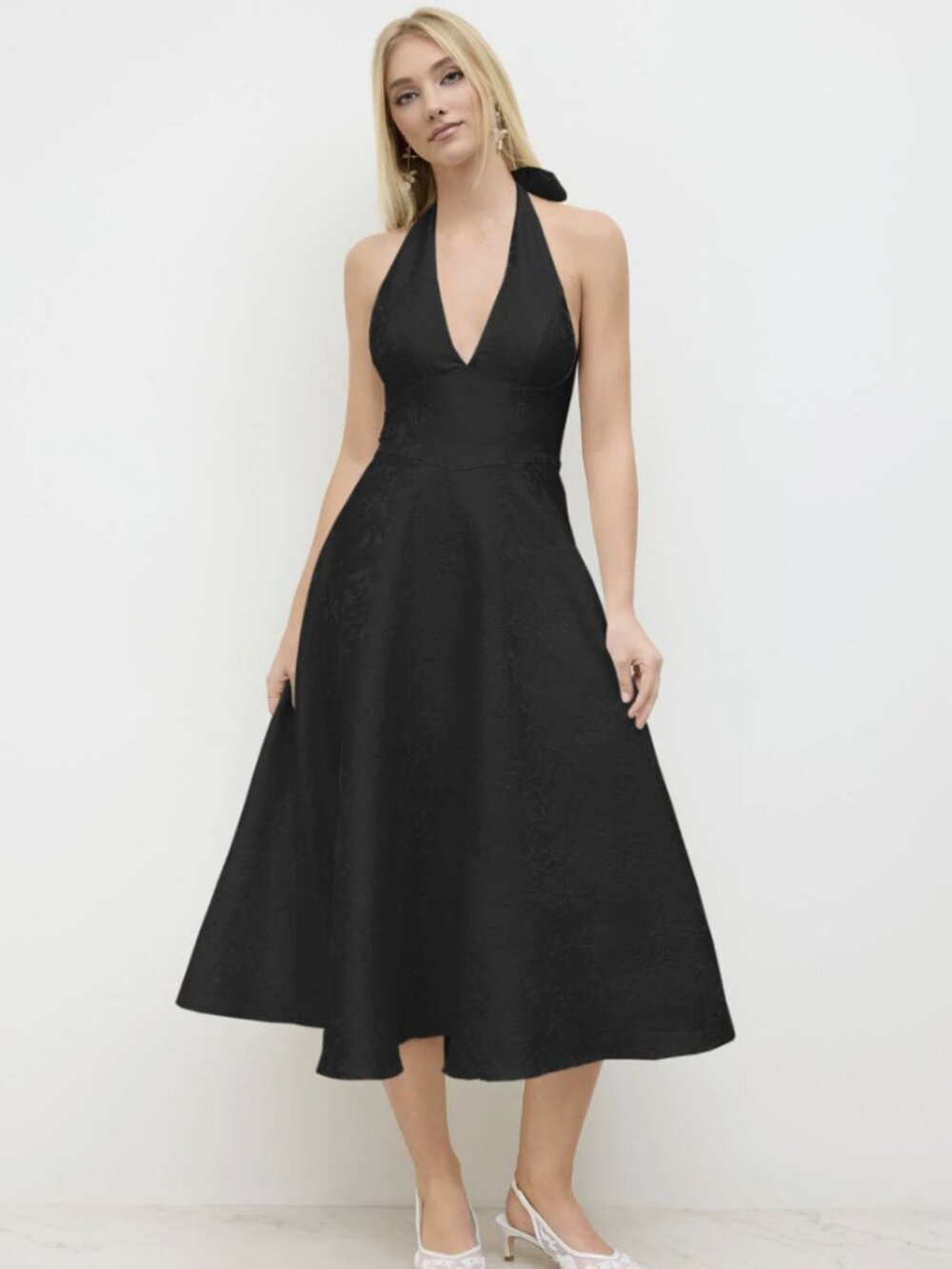Jacquard Sculptural Halter Neckline Floral Lace Up Maxi Dress